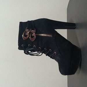 Black platform ankle boots, heels